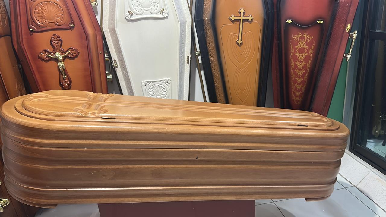 Urnas e Paramentos